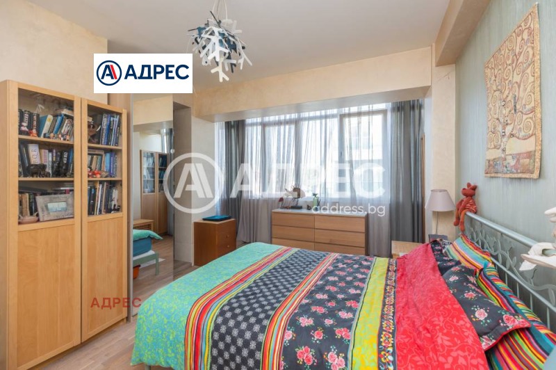 Продава  1-стаен, град Варна, Гръцка махала •  145 000 EUR • ID 33294020 — holmes.bg - [1] 