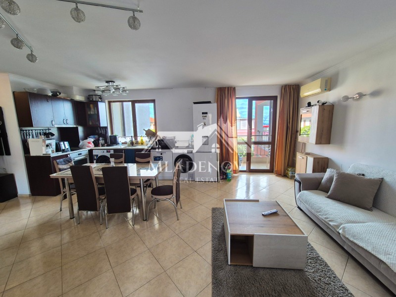 À venda  2 quartos região Burgas , Aheloi , 96 m² | 54580710
