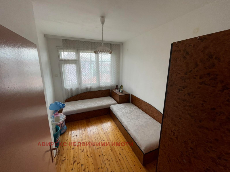 Till salu  3+ sovrum Plovdiv , Proslav , 150 kvm | 33716887 - bild [4]