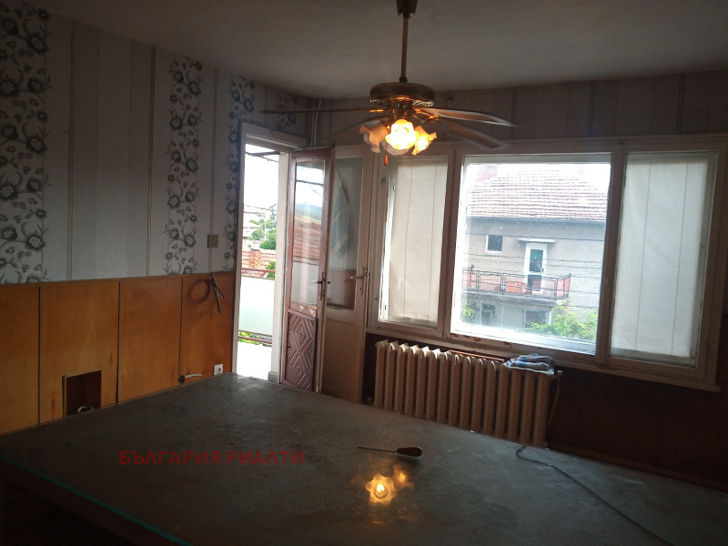 Продава  Етаж от къща град София , гр. Нови Искър , 214 кв.м | 63004970 - изображение [3]