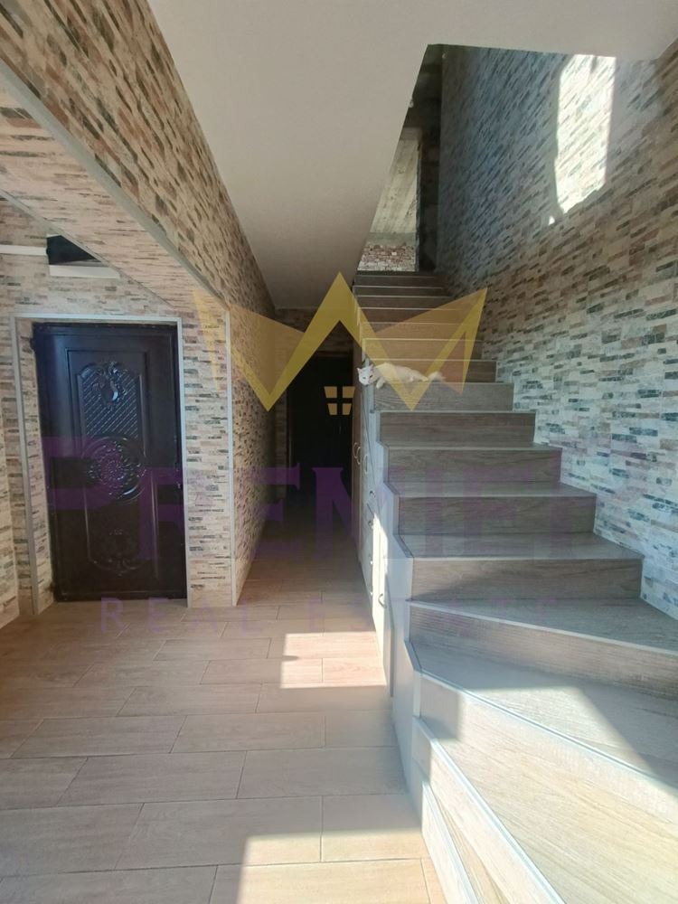 À venda  Casa Burgas , Meden rudnik - zona V , 206 m² | 88071322 - imagem [2]