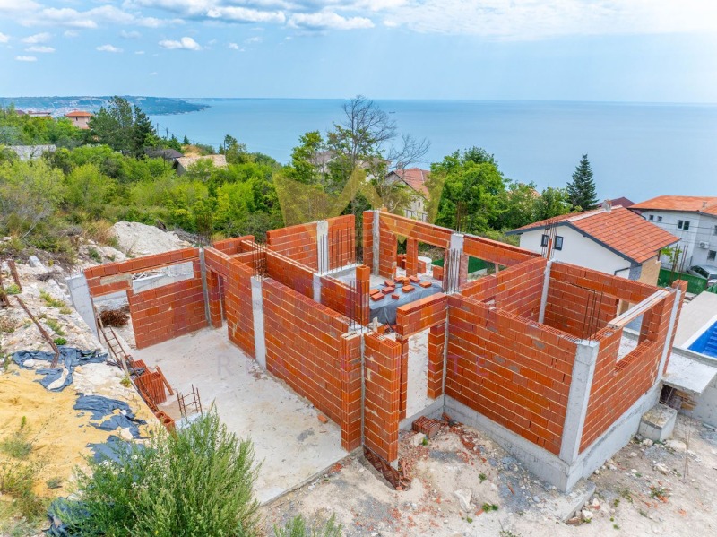 Продава КЪЩА, гр. Балчик, област Добрич, снимка 12 - Къщи - 53233676