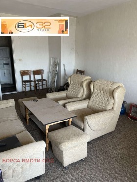 1 Schlafzimmer Senitsche, Wraza