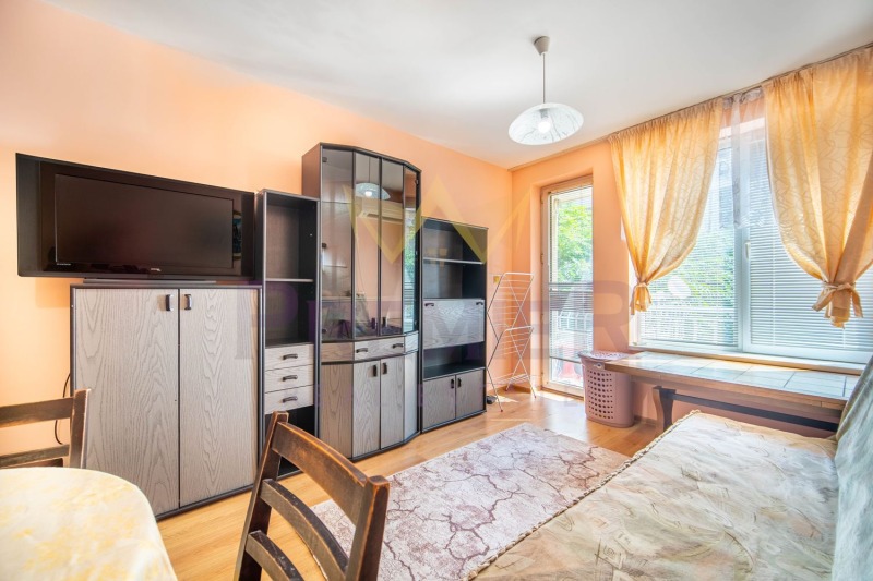 Продава  2-стаен град Варна , Окръжна болница-Генерали , 65 кв.м | 43345912 - изображение [4]