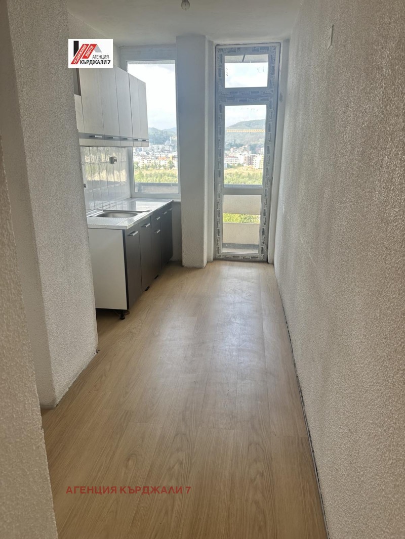 Продава  3-стаен град Кърджали , Център , 60 кв.м | 83194272 - изображение [2]
