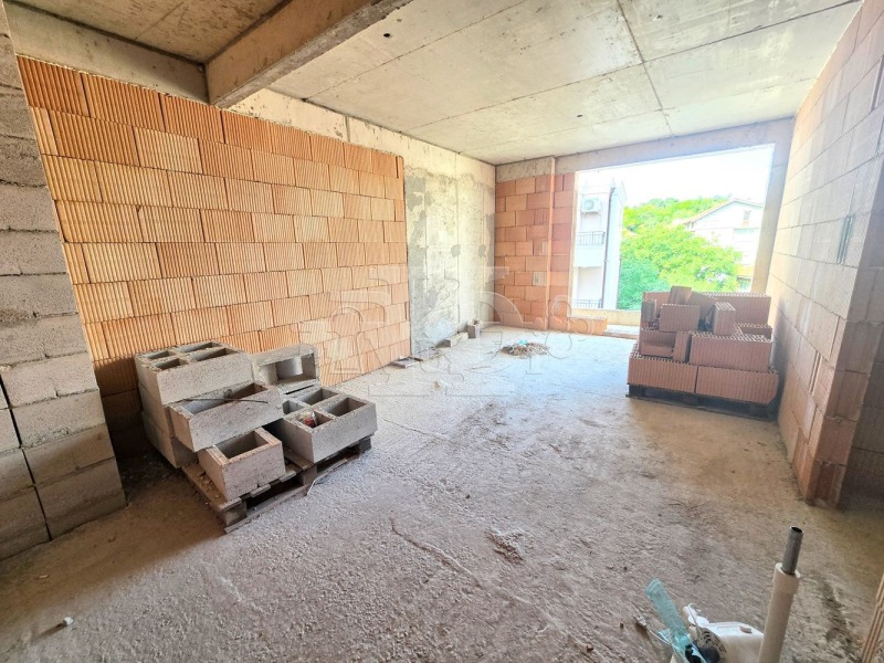 Till salu  3 sovrum Varna , Cveten kvartal , 133 kvm | 84650321 - bild [10]