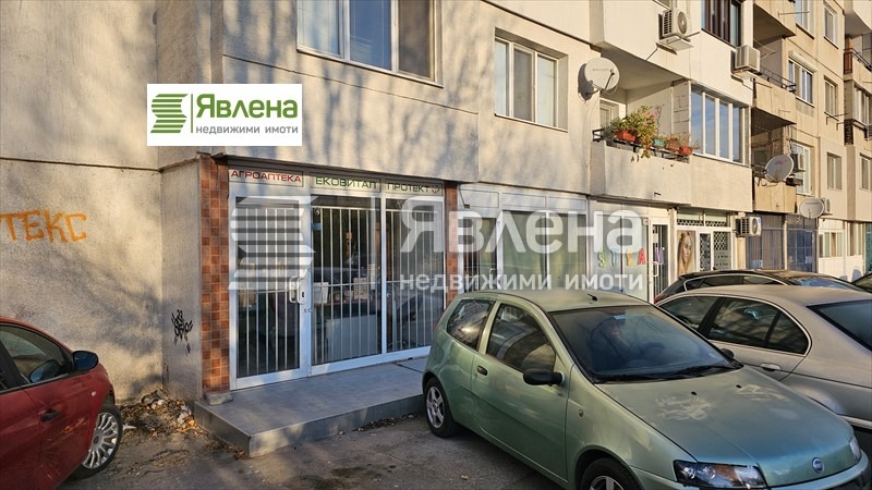 Till salu  affär Sofia , Slatina , 27 kvm | 90115781 - bild [2]