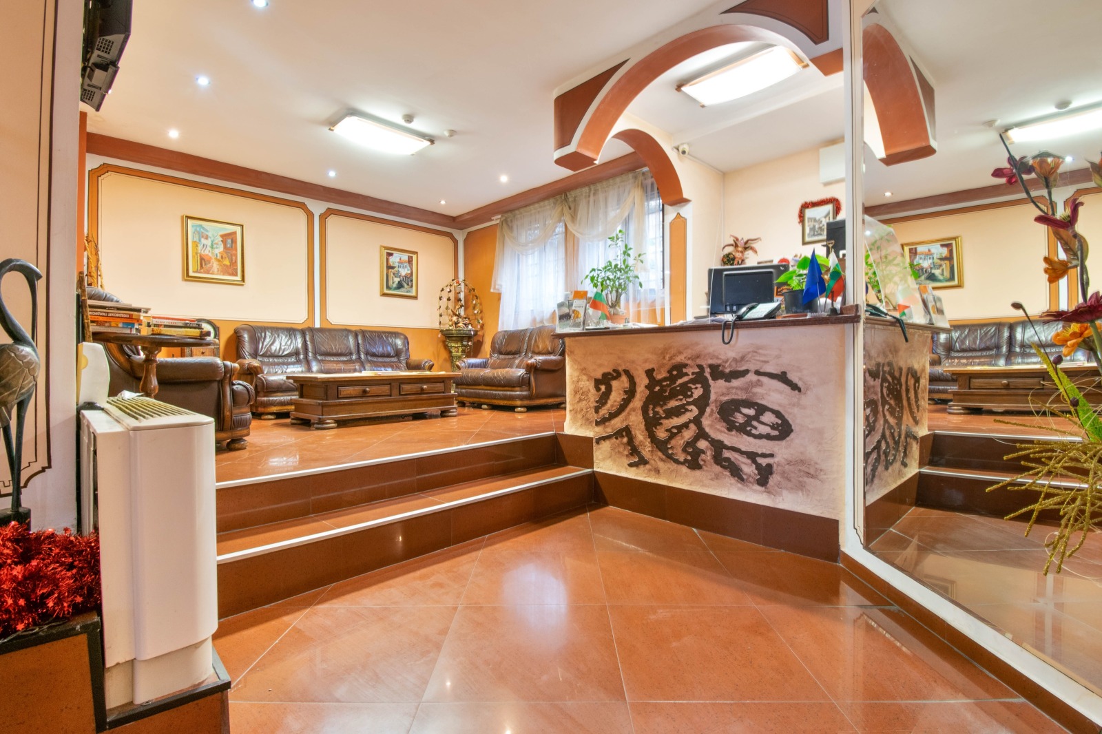 Продава КЪЩА, гр. Пловдив, Старият град, снимка 4 - Къщи - 55408526