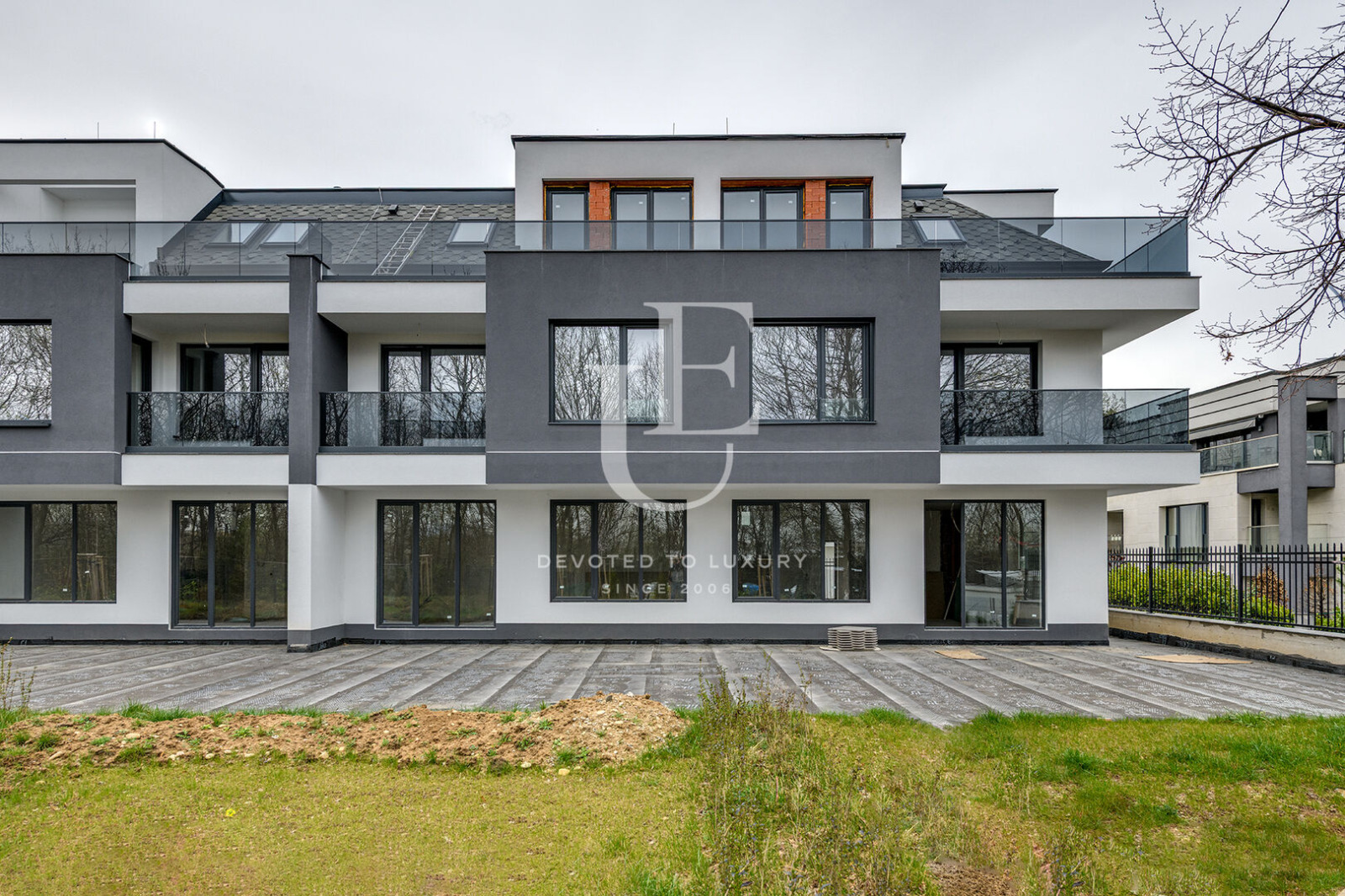 Продава КЪЩА, гр. София, Кръстова вада