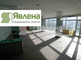 На продаж Магазин