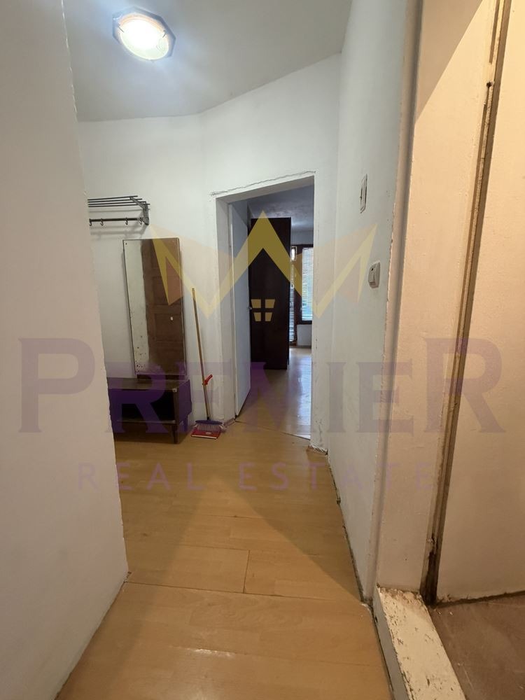Продава 2-СТАЕН, гр. Варна, Погреби, снимка 2 - Апартаменти - 55525692