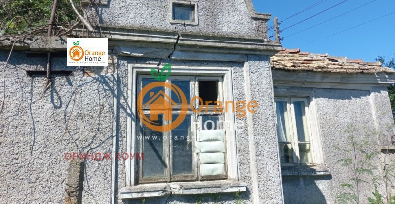 Продава КЪЩА, с. Изгрев, област Варна, снимка 3 - Къщи - 46206136
