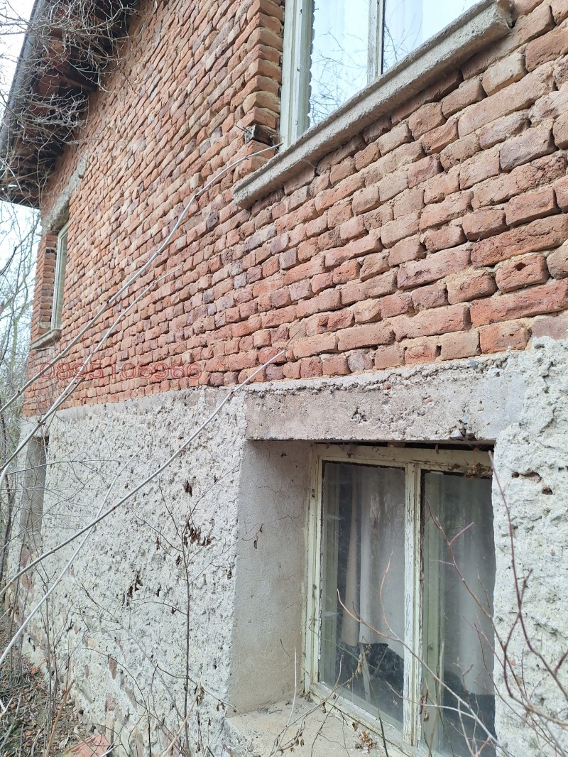 Продава КЪЩА, с. Слаковци, област Перник, снимка 8 - Къщи - 53391757