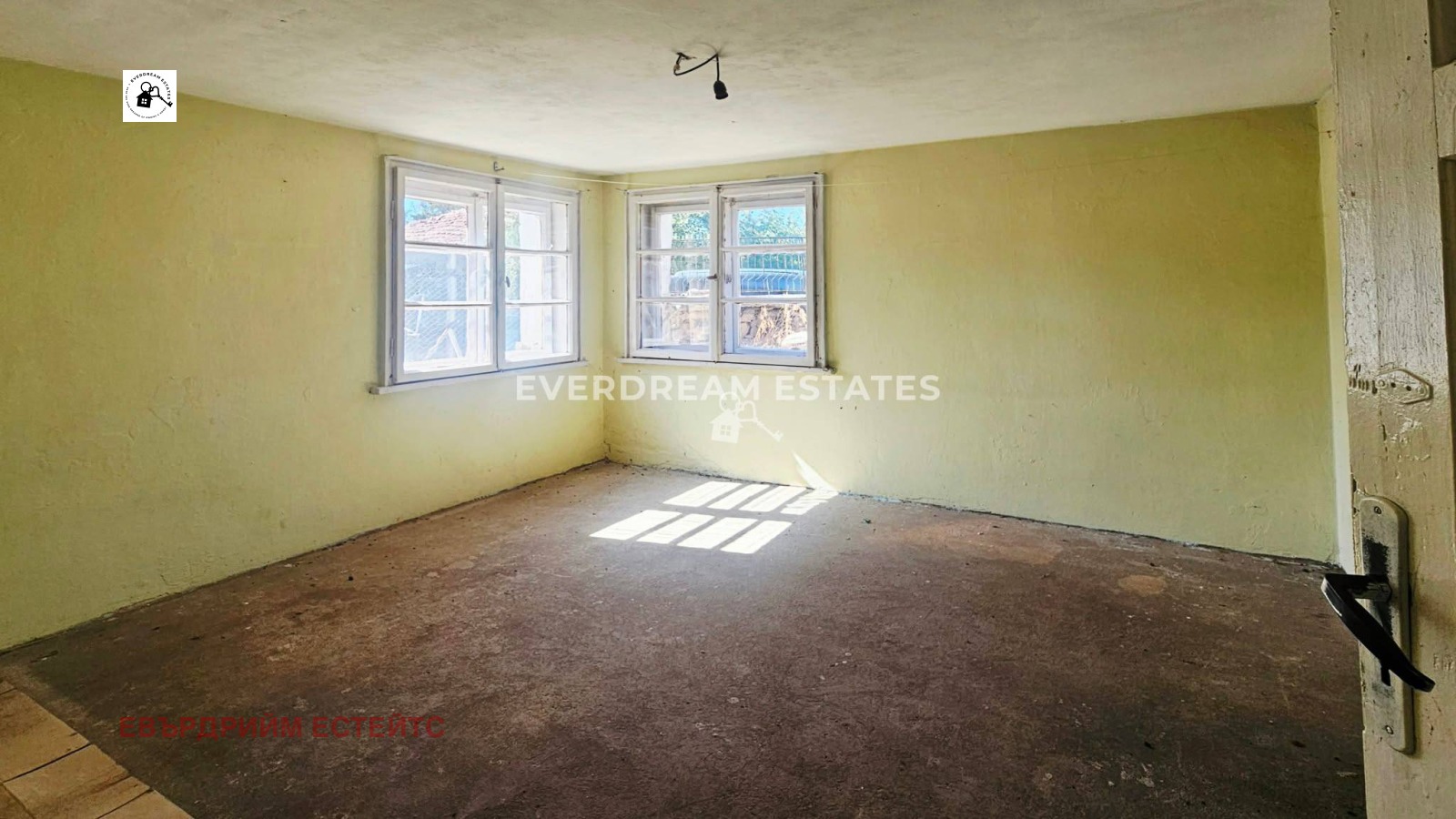 Продава КЪЩА, гр. София, Кремиковци, снимка 5 - Къщи - 56375654