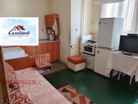 3 slaapkamers Kazanlak, regio Stara Zagora 8