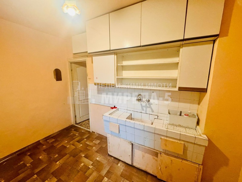 Продава  1-стаен град Русе , Здравец Изток , 40 кв.м | 65467216 - изображение [7]