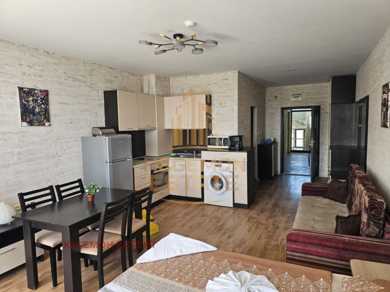 Myytävänä  Studio Varna , k.k. Zlatni pjasatsi , 61 neliömetriä | 59244130 - kuva [2]