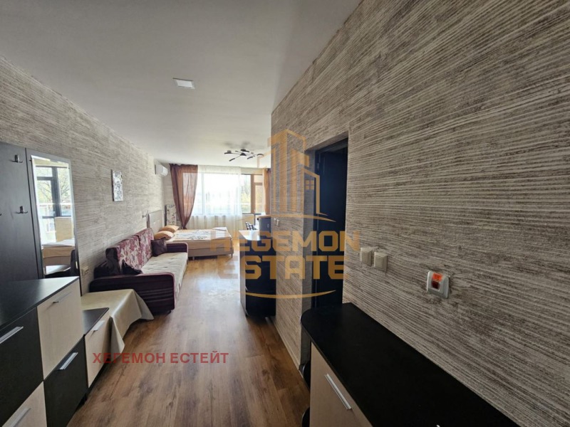 Myytävänä  Studio Varna , k.k. Zlatni pjasatsi , 61 neliömetriä | 59244130 - kuva [7]