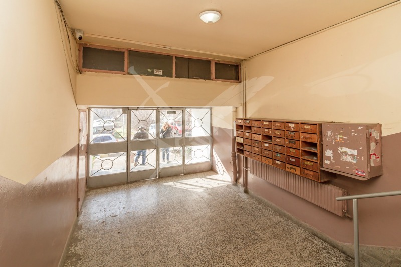 Eladó  2 hálószobás Sofia , Zona B-18 , 80 négyzetméter | 55626954 - kép [13]