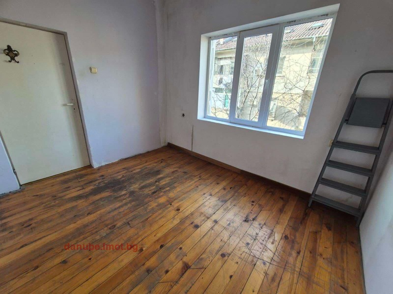 Продается  2 спальни Русе , Център , 65 кв.м | 44054184 - изображение [4]