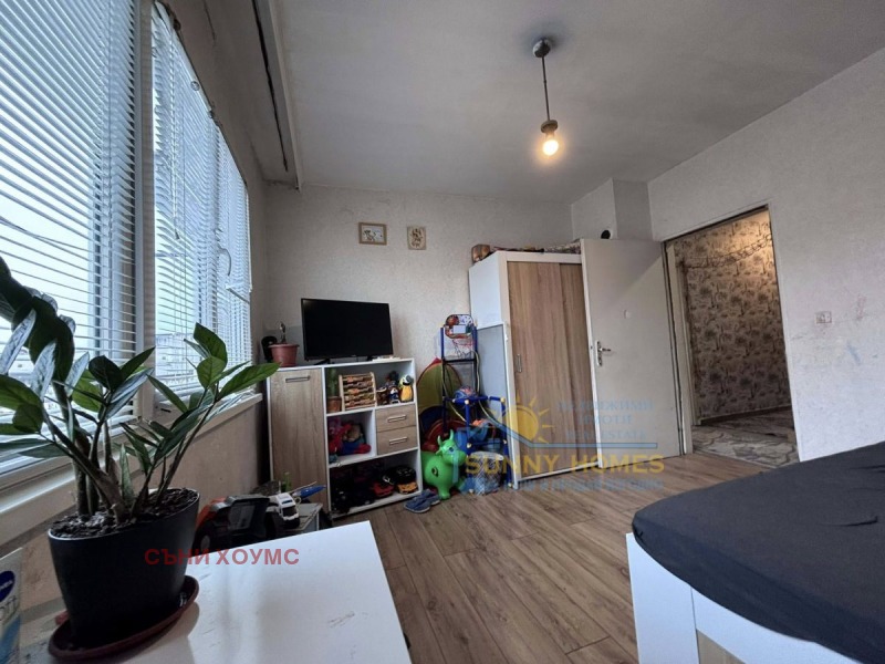 Продава 3-СТАЕН, гр. Велико Търново, Зона Б, снимка 3 - Апартаменти - 53101537