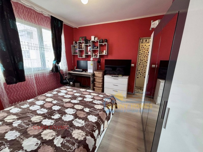 Продава 3-СТАЕН, гр. Велико Търново, Зона Б, снимка 4 - Апартаменти - 53101537