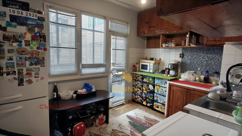 Продава 3-СТАЕН, гр. Велико Търново, Зона Б, снимка 8 - Апартаменти - 53378341