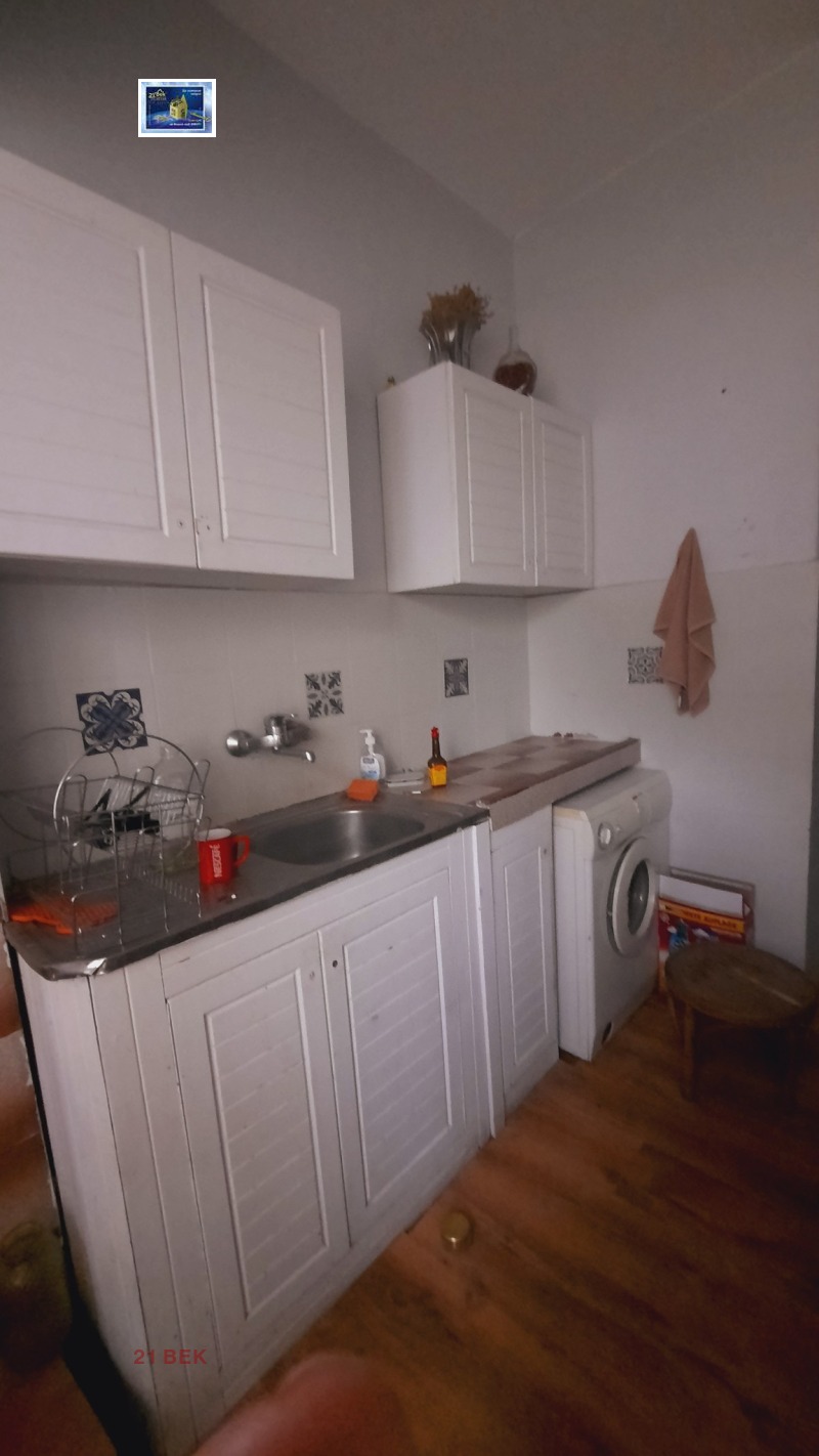 Продава КЪЩА, гр. Пловдив, Център