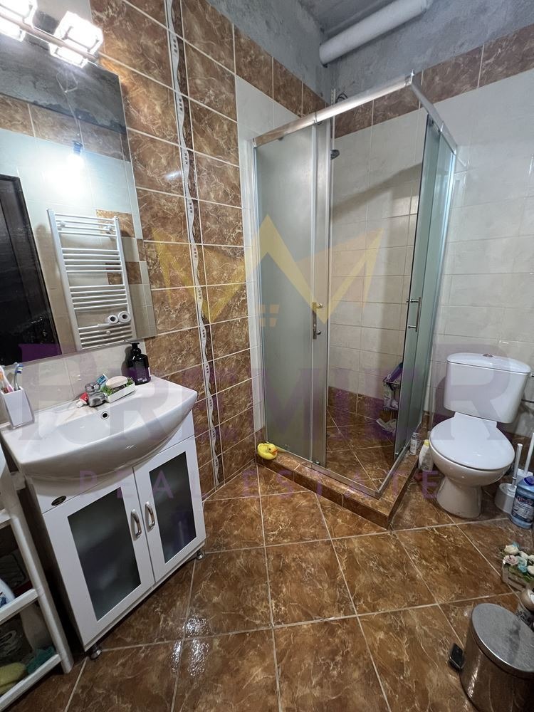 Продава КЪЩА, с. Средно село, област Варна, снимка 10 - Къщи - 55351099