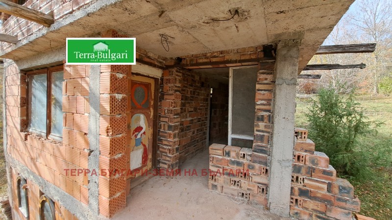 Продава ВИЛА, с. Ръжавец, област Перник, снимка 7 - Вили - 52645025