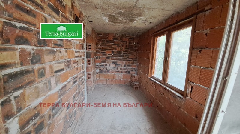 Продава ВИЛА, с. Ръжавец, област Перник, снимка 11 - Вили - 52645025