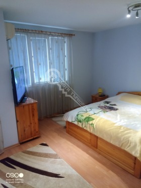 2 makuuhuonetta Zona B, Veliko Tarnovo 1