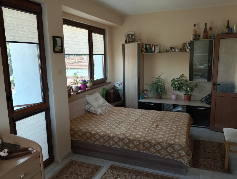Na prodej  Studio Pleven , Storgozija , 53 m2 | 69273930