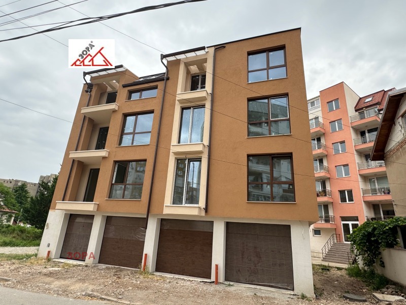 De vânzare  1 dormitor Vrața , Reca Leva , 56 mp | 48630411