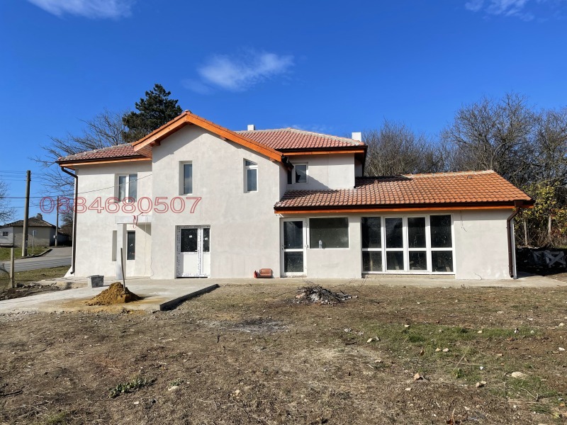 Продава КЪЩА, с. Изгрев, област Варна