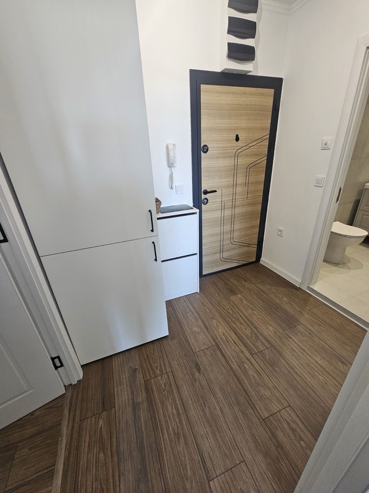 Продава 3-СТАЕН, гр. Бургас, Изгрев, снимка 13 - Апартаменти - 54225001