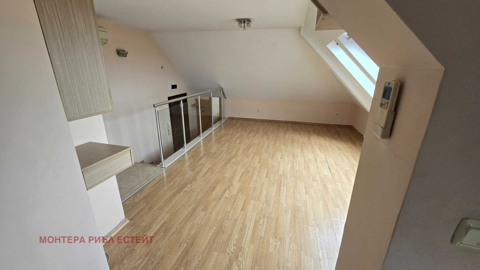 Продава 3-СТАЕН, гр. Варна, Цветен квартал, снимка 5 - Апартаменти - 54339165