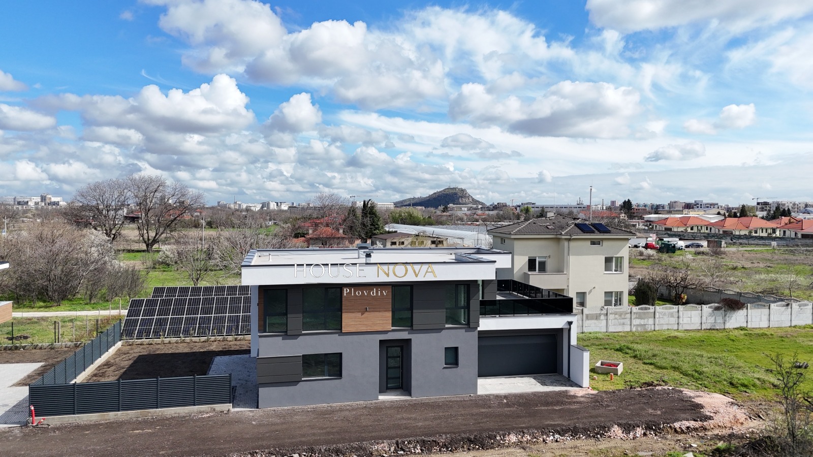 Продава КЪЩА, гр. Пловдив, Терзиите, снимка 2 - Къщи - 49448275