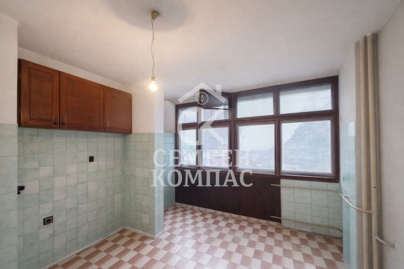 Продава 2-СТАЕН, гр. Пловдив, Христо Смирненски