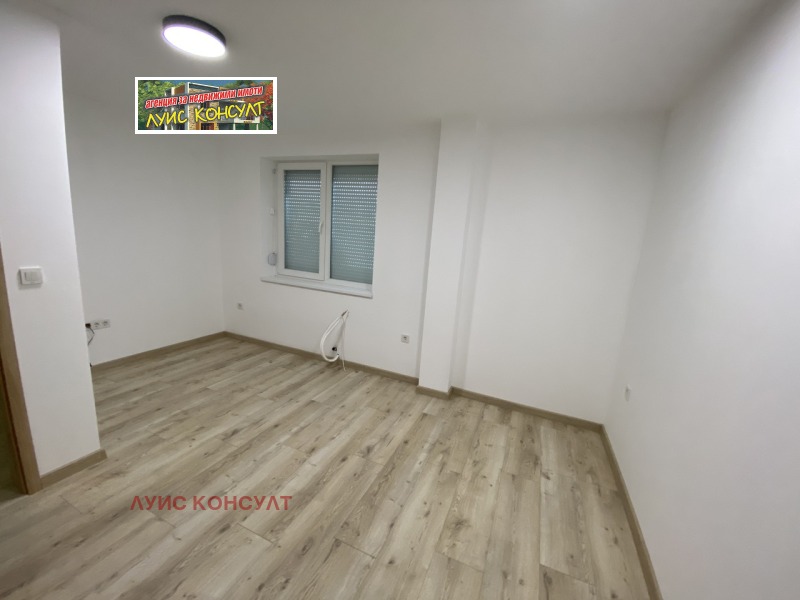 Na prodej  2 ložnice Montana , Širok centar , 114 m2 | 92910601 - obraz [8]