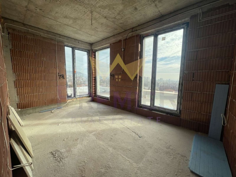 Продава 3-СТАЕН, гр. Варна, Изгрев, снимка 2 - Апартаменти - 52824559