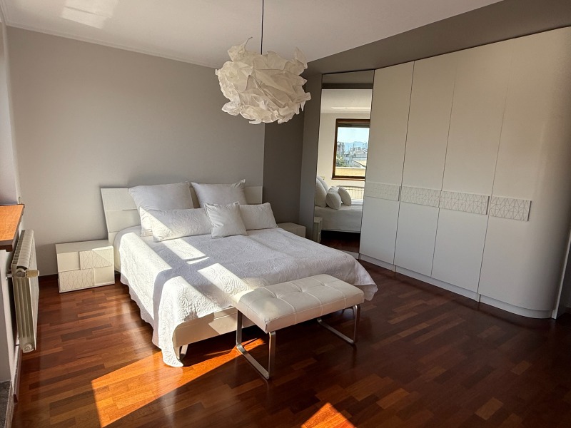 À venda  Casinha Sofia , Iztok , 402 m² | 70443940 - imagem [5]