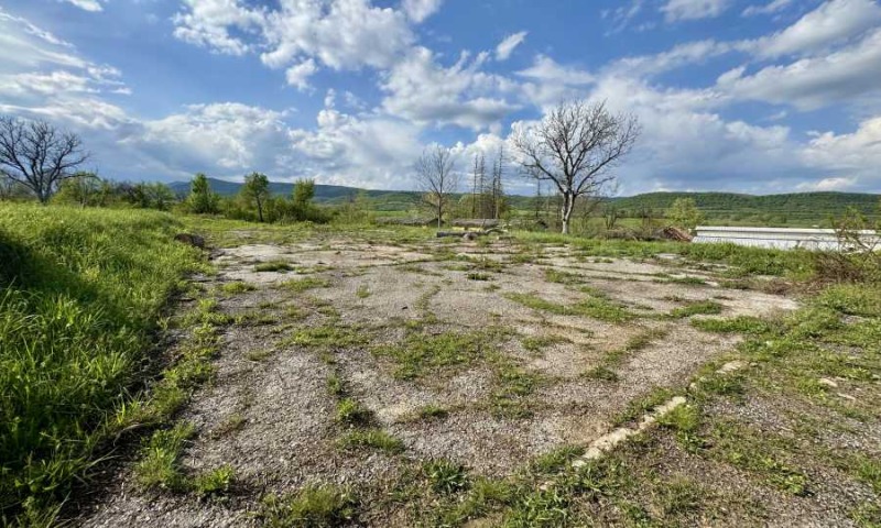 Na prodej  Spiknutí oblast Loveč , Trojan , 4860 m2 | 55818612