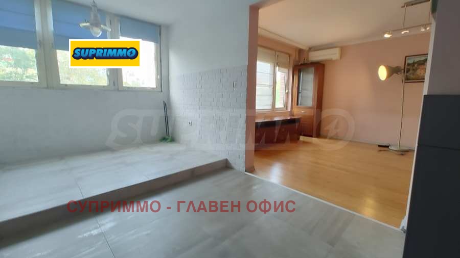 Продава 4-СТАЕН, гр. София, Изток, снимка 2 - Апартаменти - 56193748