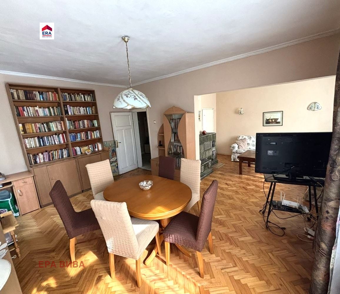 Продава МНОГОСТАЕН, гр. София, Оборище, снимка 10 - Апартаменти - 54815767