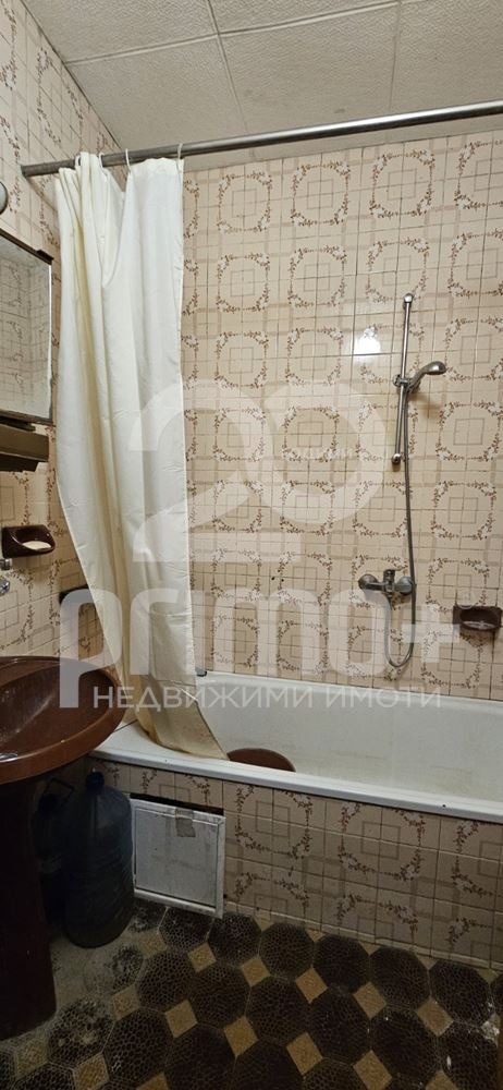 Продава 3-СТАЕН, гр. Велико Търново, Бузлуджа, снимка 12 - Апартаменти - 53605357