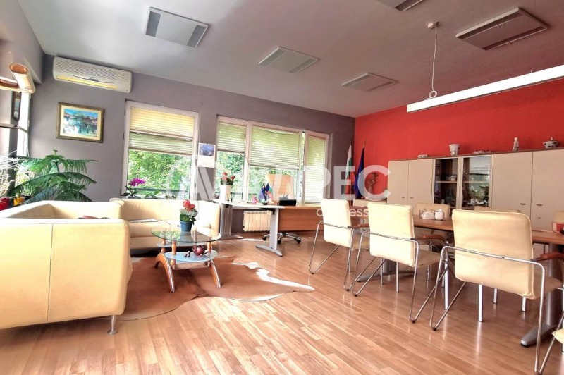 À vendre  Bureau Sofia , Tsentar , 120 m² | 78206569