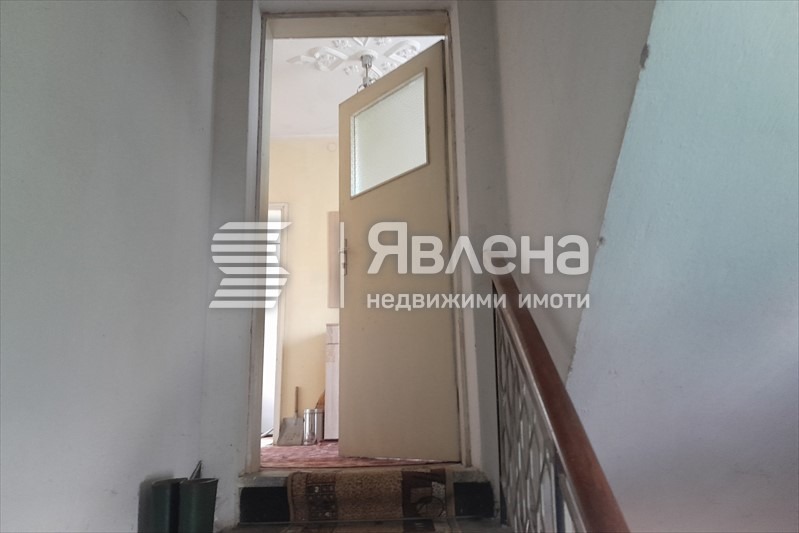 Продава КЪЩА, с. Войводиново, област Пловдив, снимка 11 - Къщи - 48093782