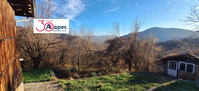 Продава КЪЩА, гр. Елена, област Велико Търново, снимка 11 - Къщи - 52875591