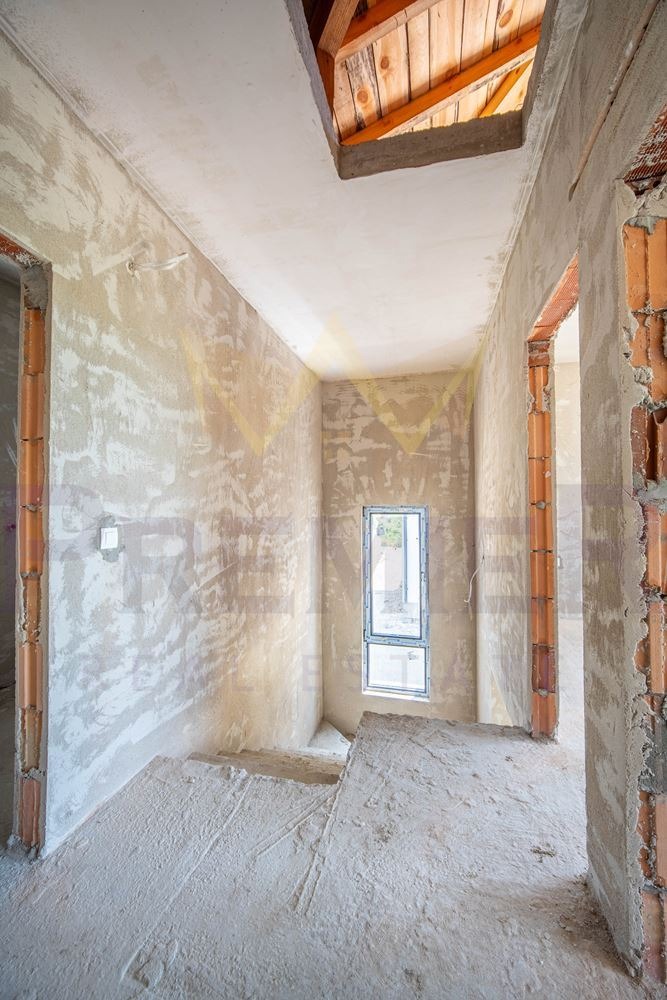 Продава КЪЩА, гр. Варна, м-т Горна Трака, снимка 6 - Къщи - 53016476